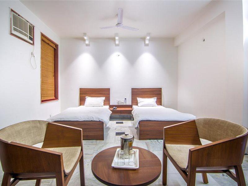 Hotel Bhakti Dhama Vrindāvan Exterior foto