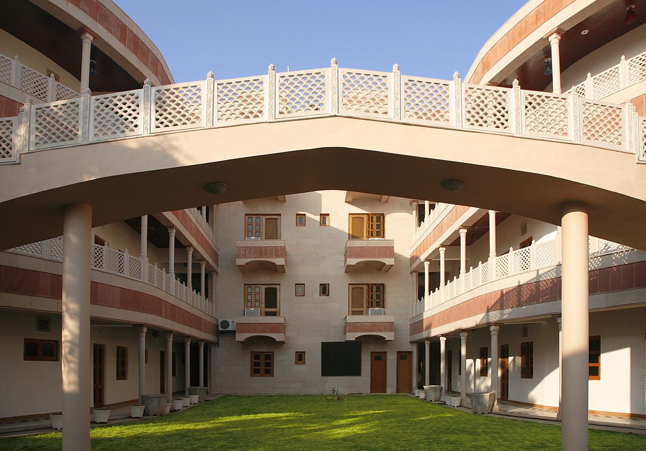 Hotel Bhakti Dhama Vrindāvan Exterior foto